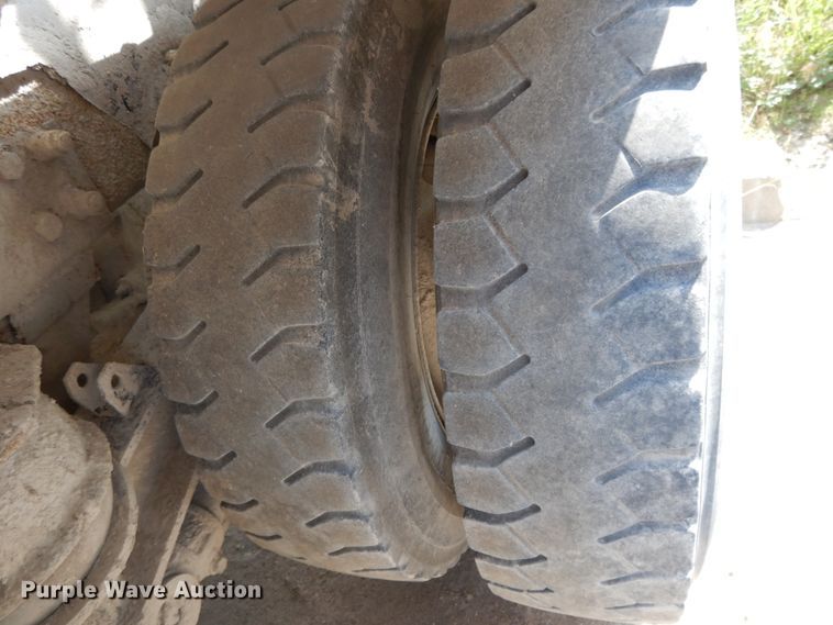 image for item DJ3456 2005 Kenworth W900  ready mix truck