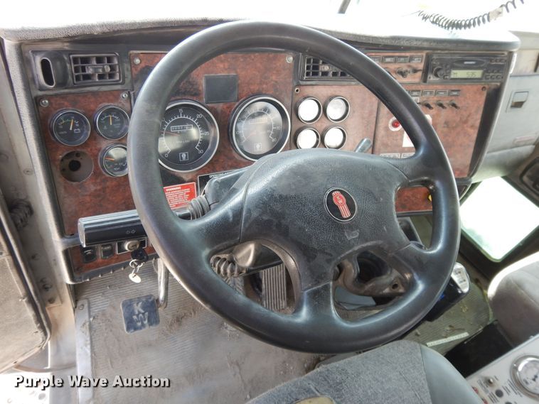 image for item DJ3458 2005 Kenworth W900  ready mix truck