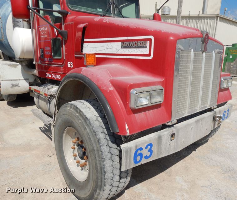 image for item DJ3458 2005 Kenworth W900  ready mix truck