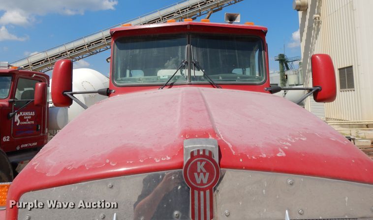 image for item DJ3458 2005 Kenworth W900  ready mix truck