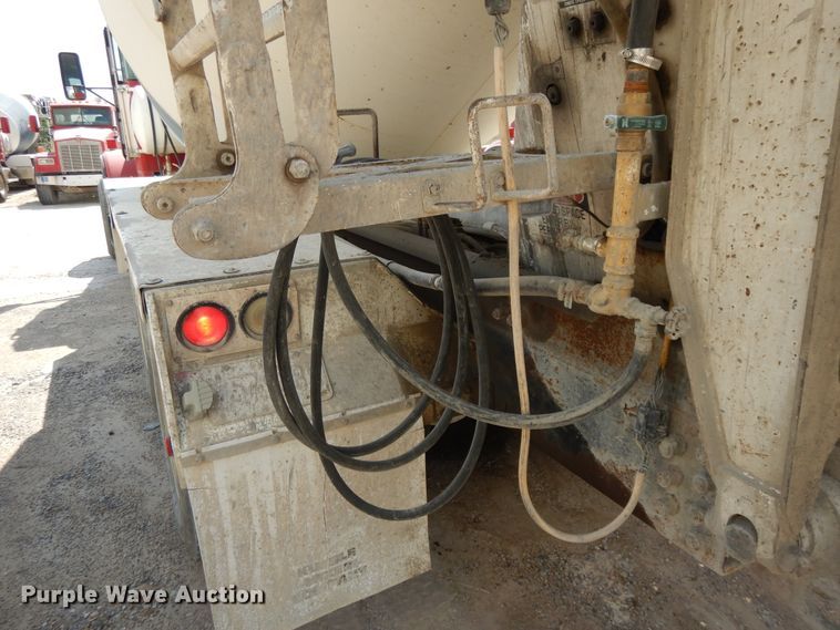 image for item DJ3458 2005 Kenworth W900  ready mix truck