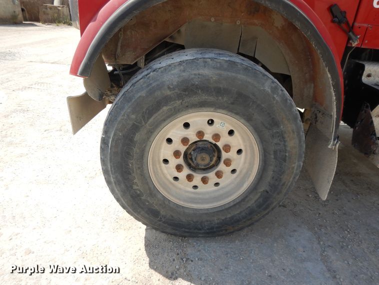 image for item DJ3458 2005 Kenworth W900  ready mix truck