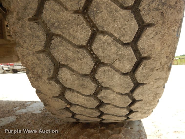 image for item DJ3458 2005 Kenworth W900  ready mix truck