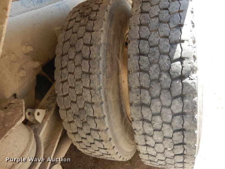 image for item DJ3458 2005 Kenworth W900  ready mix truck