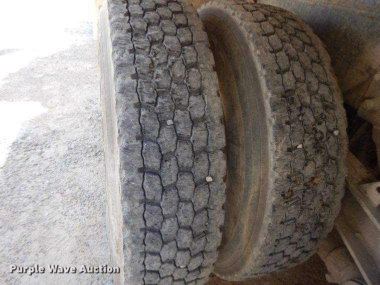 image for item DJ3458 2005 Kenworth W900  ready mix truck