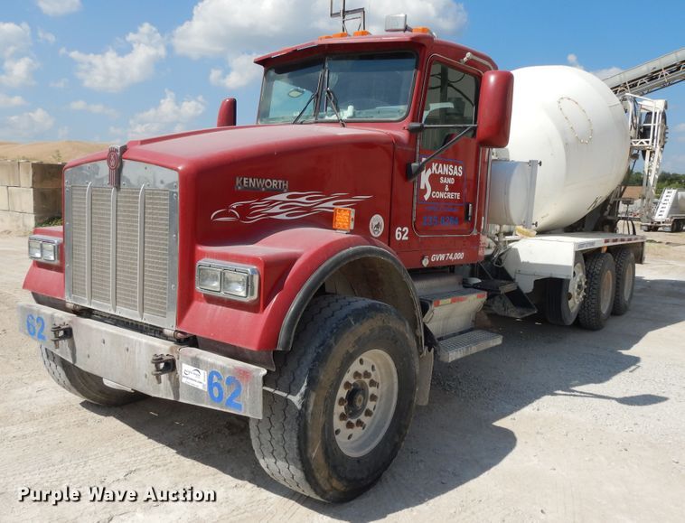 image for item DJ3459 2005 Kenworth W900  ready mix truck