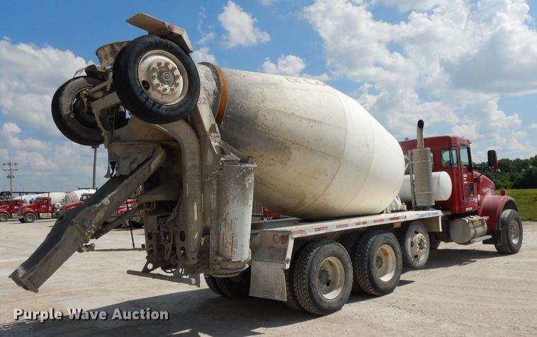 image for item DJ3459 2005 Kenworth W900  ready mix truck