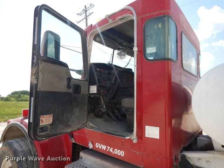 image for item DJ3459 2005 Kenworth W900  ready mix truck