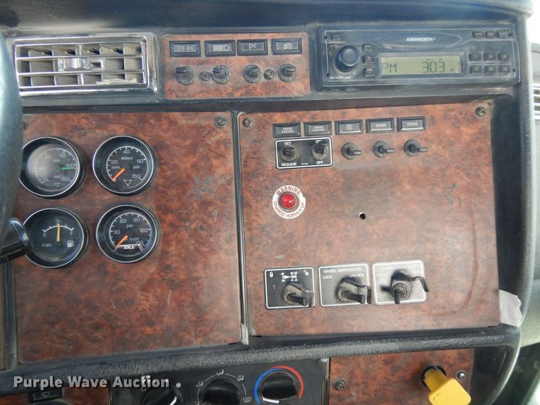 image for item DJ3459 2005 Kenworth W900  ready mix truck