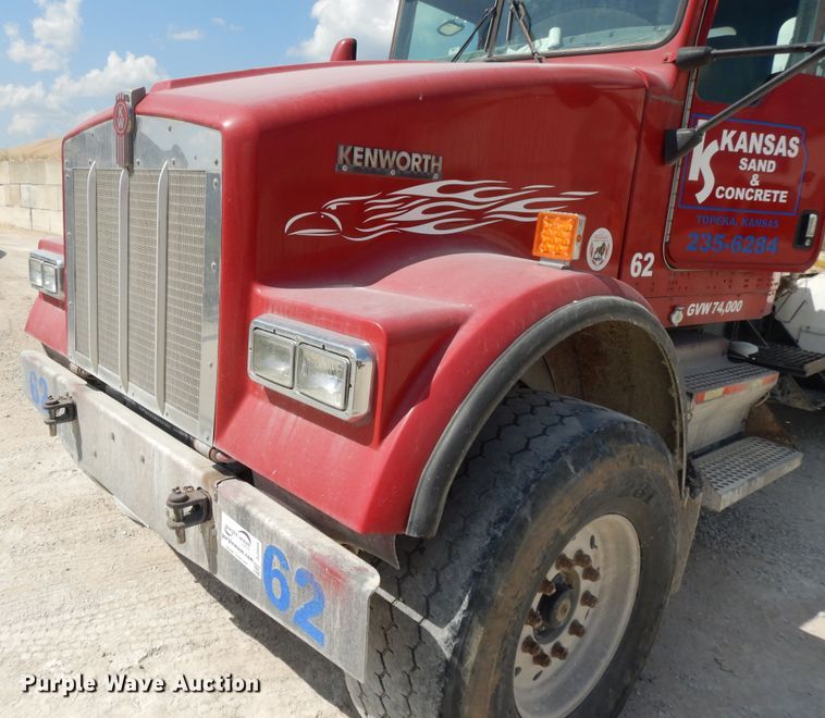 image for item DJ3459 2005 Kenworth W900  ready mix truck