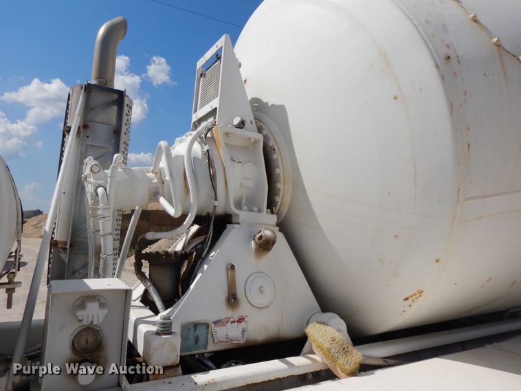 image for item DJ3459 2005 Kenworth W900  ready mix truck