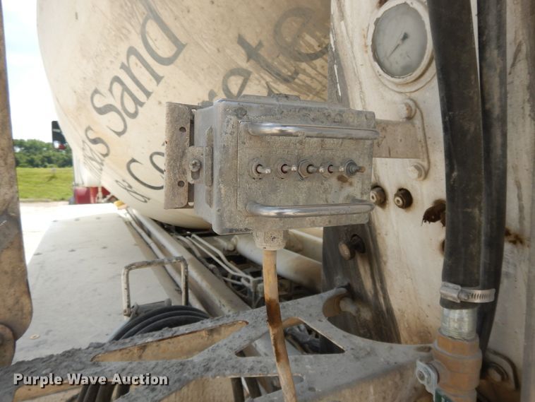 image for item DJ3459 2005 Kenworth W900  ready mix truck