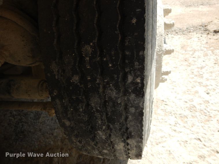 image for item DJ3459 2005 Kenworth W900  ready mix truck