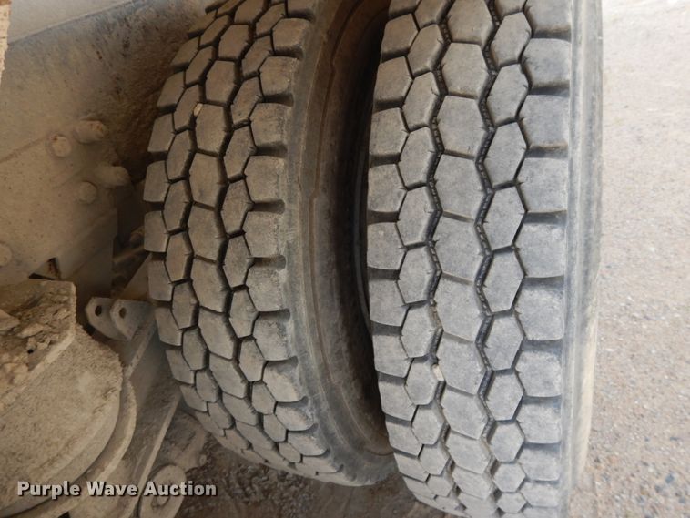 image for item DJ3459 2005 Kenworth W900  ready mix truck