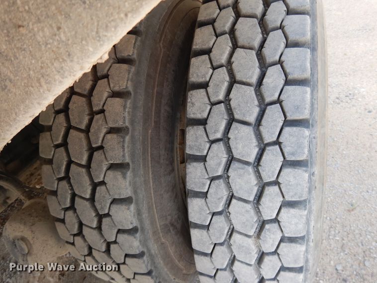 image for item DJ3459 2005 Kenworth W900  ready mix truck