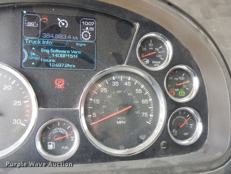 image for item FN9279 2016 Kenworth T680  semi truck