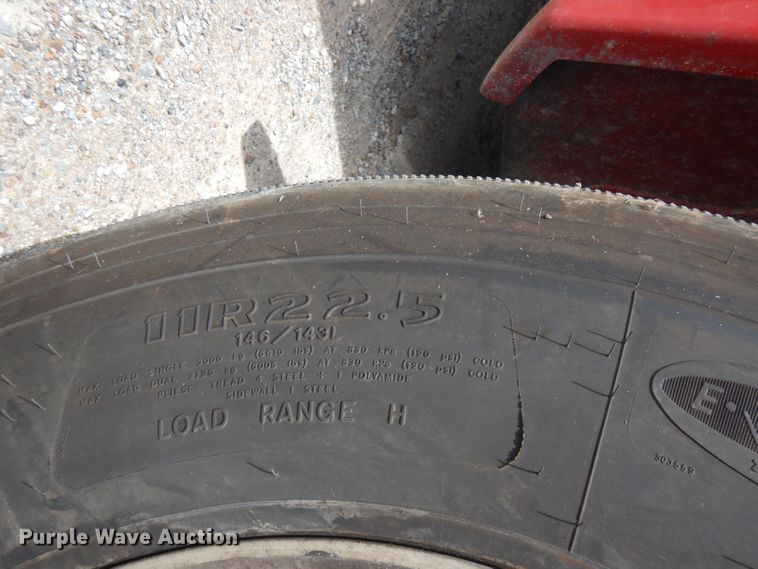 image for item FN9279 2016 Kenworth T680  semi truck