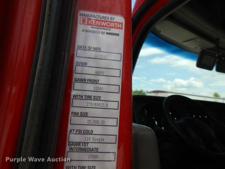 image for item FN9279 2016 Kenworth T680  semi truck