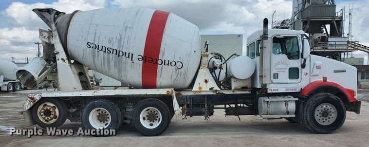 image for item GM9264 2000 Kenworth T800B  ready mix truck