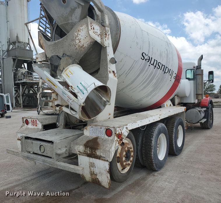 image for item GM9264 2000 Kenworth T800B  ready mix truck