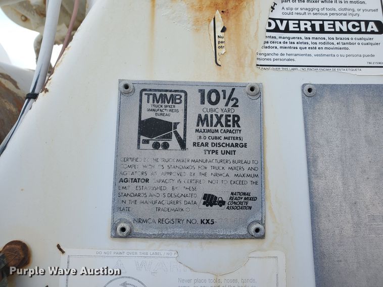 image for item GM9264 2000 Kenworth T800B  ready mix truck