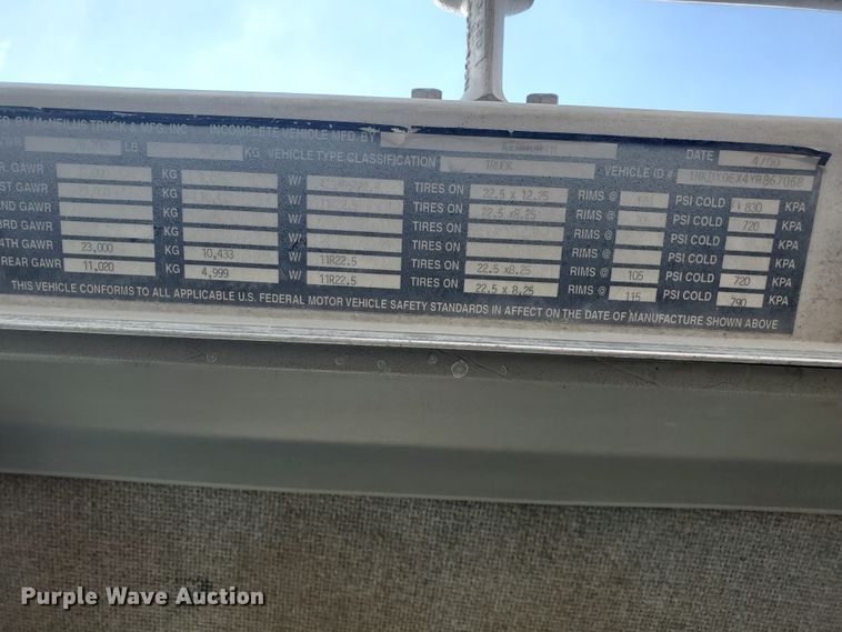 image for item GM9264 2000 Kenworth T800B  ready mix truck