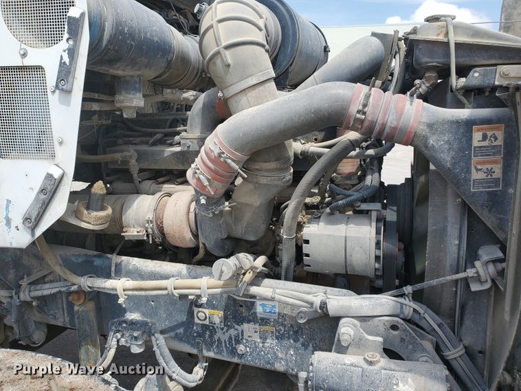 image for item GM9265 2000 Kenworth T800B  ready mix truck