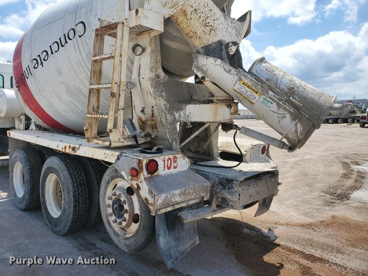 image for item GM9265 2000 Kenworth T800B  ready mix truck