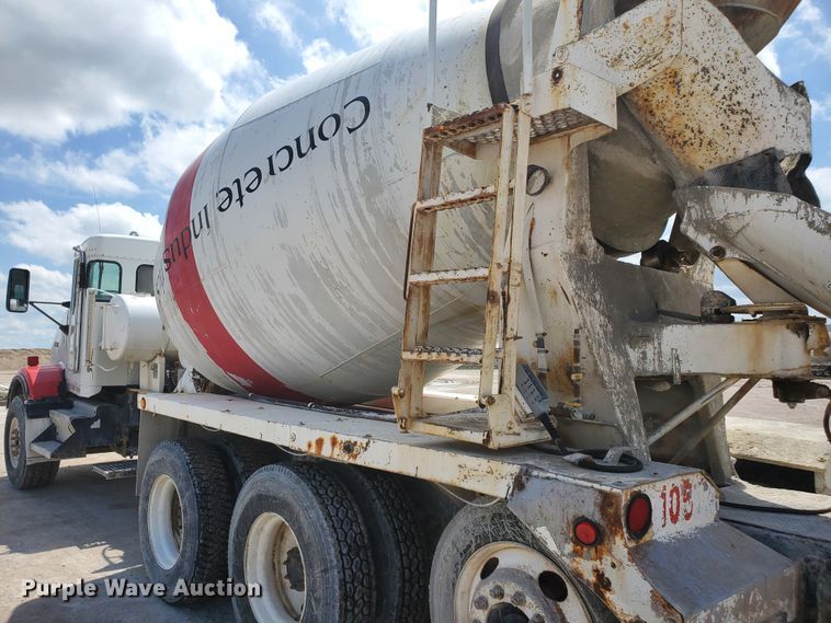 image for item GM9265 2000 Kenworth T800B  ready mix truck