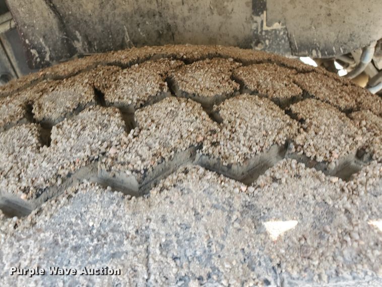 image for item GM9265 2000 Kenworth T800B  ready mix truck