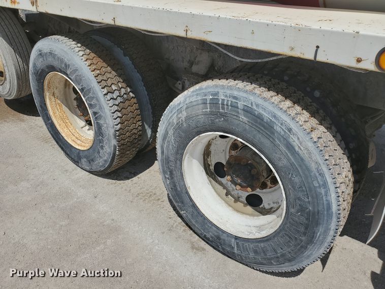 image for item GM9265 2000 Kenworth T800B  ready mix truck