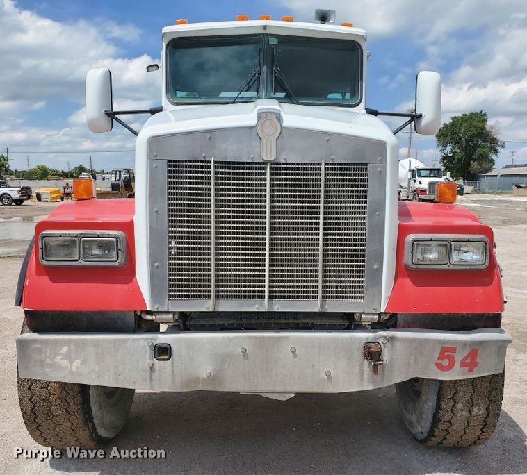 image for item GM9266 1999 Kenworth W900S  ready mix truck