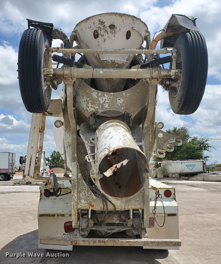 image for item GM9266 1999 Kenworth W900S  ready mix truck