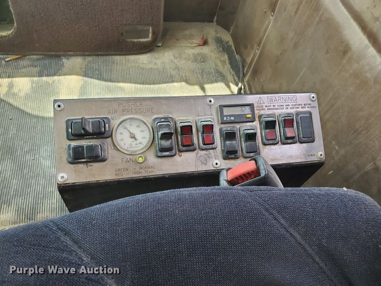 image for item GM9266 1999 Kenworth W900S  ready mix truck