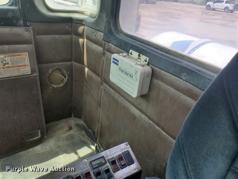 image for item GM9266 1999 Kenworth W900S  ready mix truck