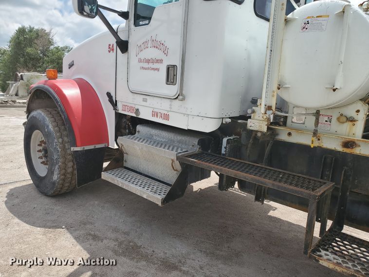 image for item GM9266 1999 Kenworth W900S  ready mix truck