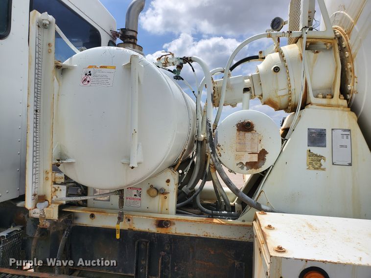 image for item GM9266 1999 Kenworth W900S  ready mix truck