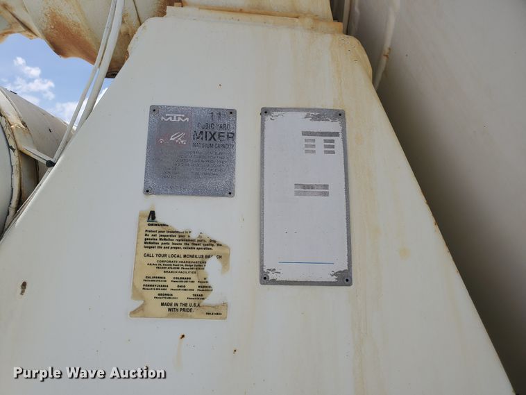 image for item GM9266 1999 Kenworth W900S  ready mix truck