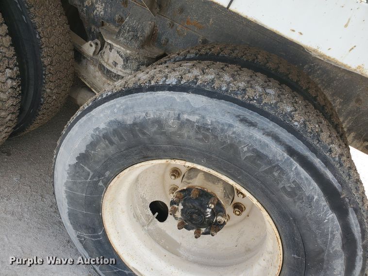 image for item GM9266 1999 Kenworth W900S  ready mix truck