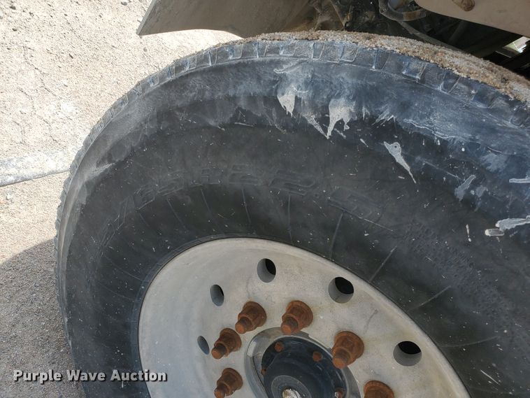 image for item GM9266 1999 Kenworth W900S  ready mix truck