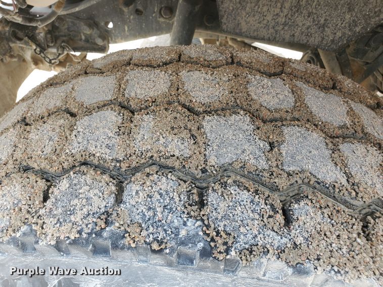 image for item GM9266 1999 Kenworth W900S  ready mix truck