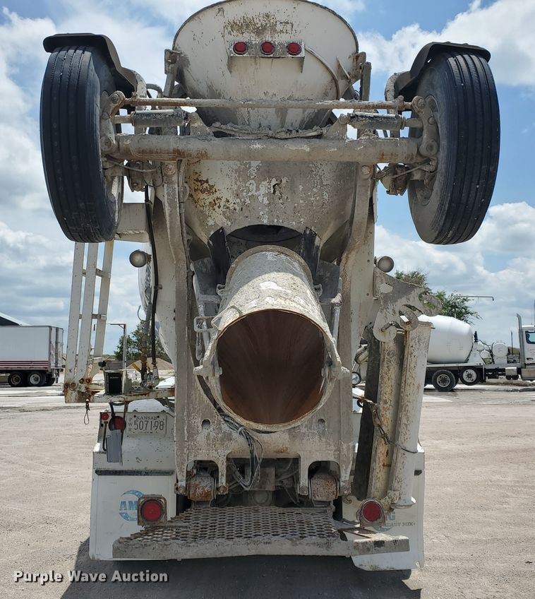 image for item GM9267 2007 Kenworth W900B  ready mix truck