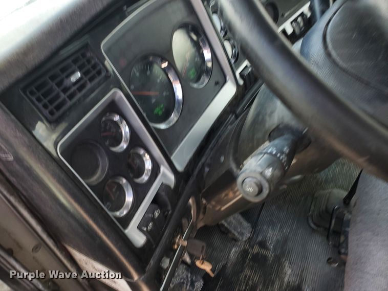 image for item GM9267 2007 Kenworth W900B  ready mix truck