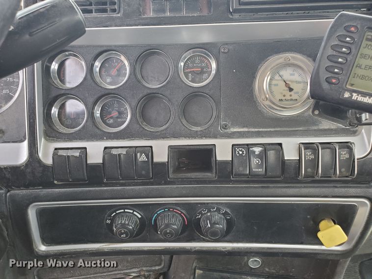 image for item GM9267 2007 Kenworth W900B  ready mix truck