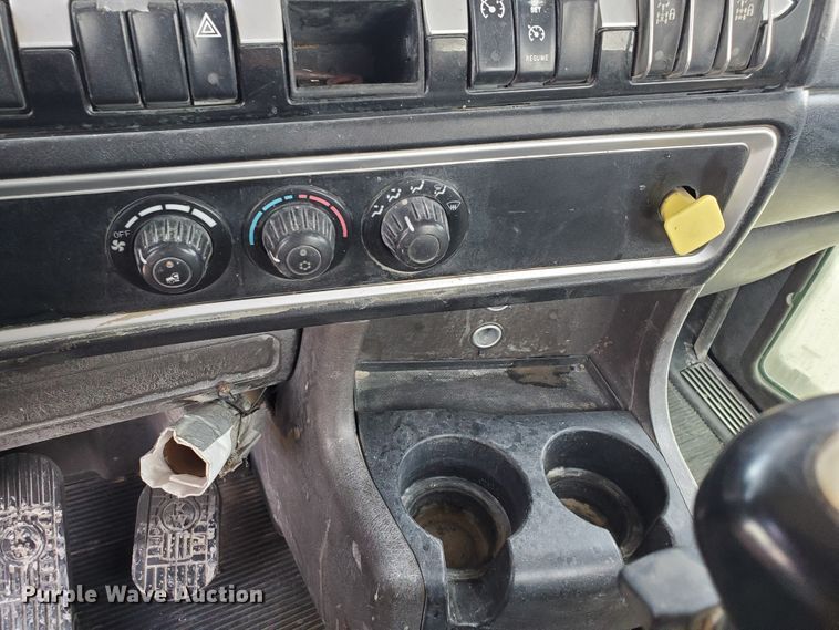 image for item GM9267 2007 Kenworth W900B  ready mix truck