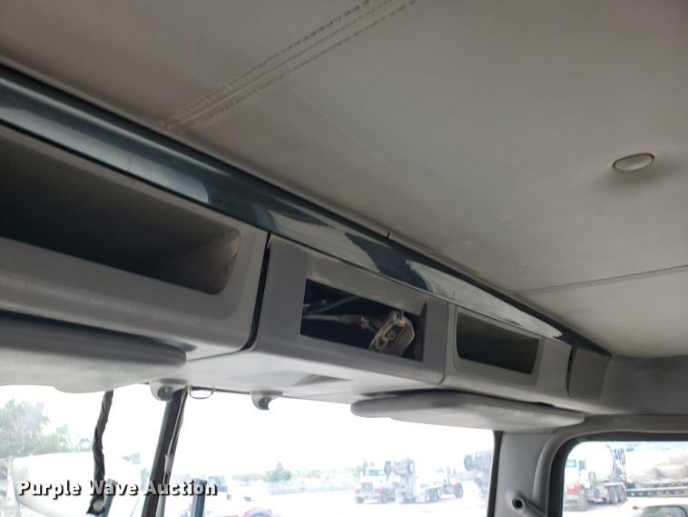 image for item GM9267 2007 Kenworth W900B  ready mix truck