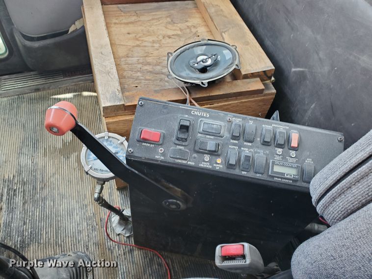 image for item GM9267 2007 Kenworth W900B  ready mix truck