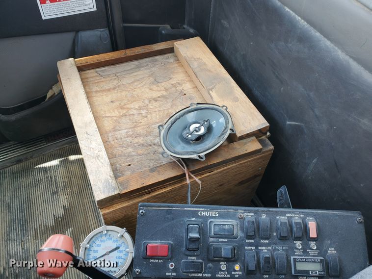 image for item GM9267 2007 Kenworth W900B  ready mix truck