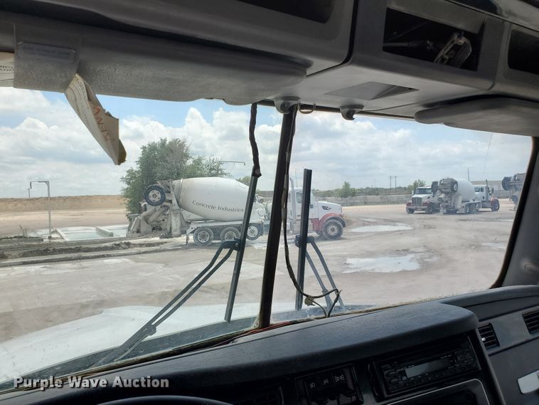 image for item GM9267 2007 Kenworth W900B  ready mix truck