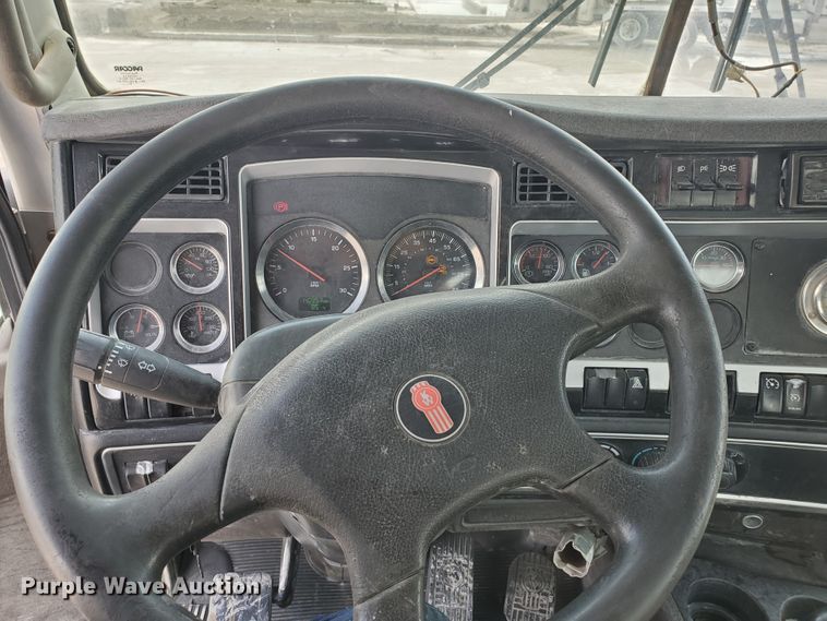 image for item GM9267 2007 Kenworth W900B  ready mix truck